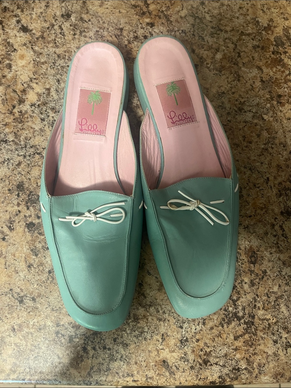 Lilly Pulitzer Mint Green Leather Slide Mules with Pink Insole - Picture 2 of 3